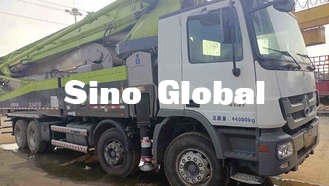 Used Zoomlion 56 meter  White Concrete Pump Truck With Benz Chassis