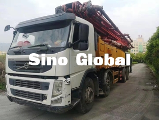 Red Used Concrete Pump Truck With Volve Chassis 56m / 6 Section