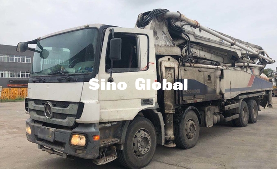 White Used Zoomlion Concrete Pump Truck 52m 4 Axles Euro3 14.256L