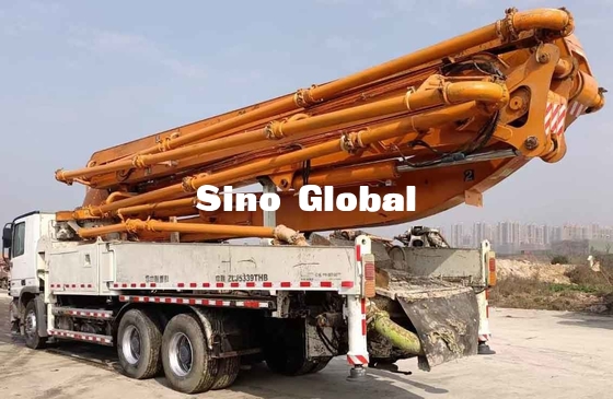 Zoomlion 47m Used Concrete Pump Truck With Mercedes Benz 3341 2013 Model