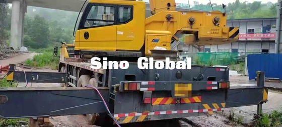50 Ton Used Truck Crane XCMG QY50KA 40L Oil Consumption Per 100km
